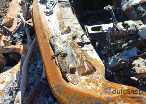 2015 Toyota Prius Four from USA, damaged, VIN JTDKN3DUXF0442575